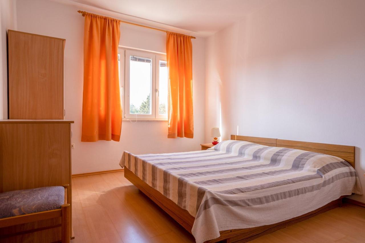 Apartments Valentin Privlaka  Exteriör bild